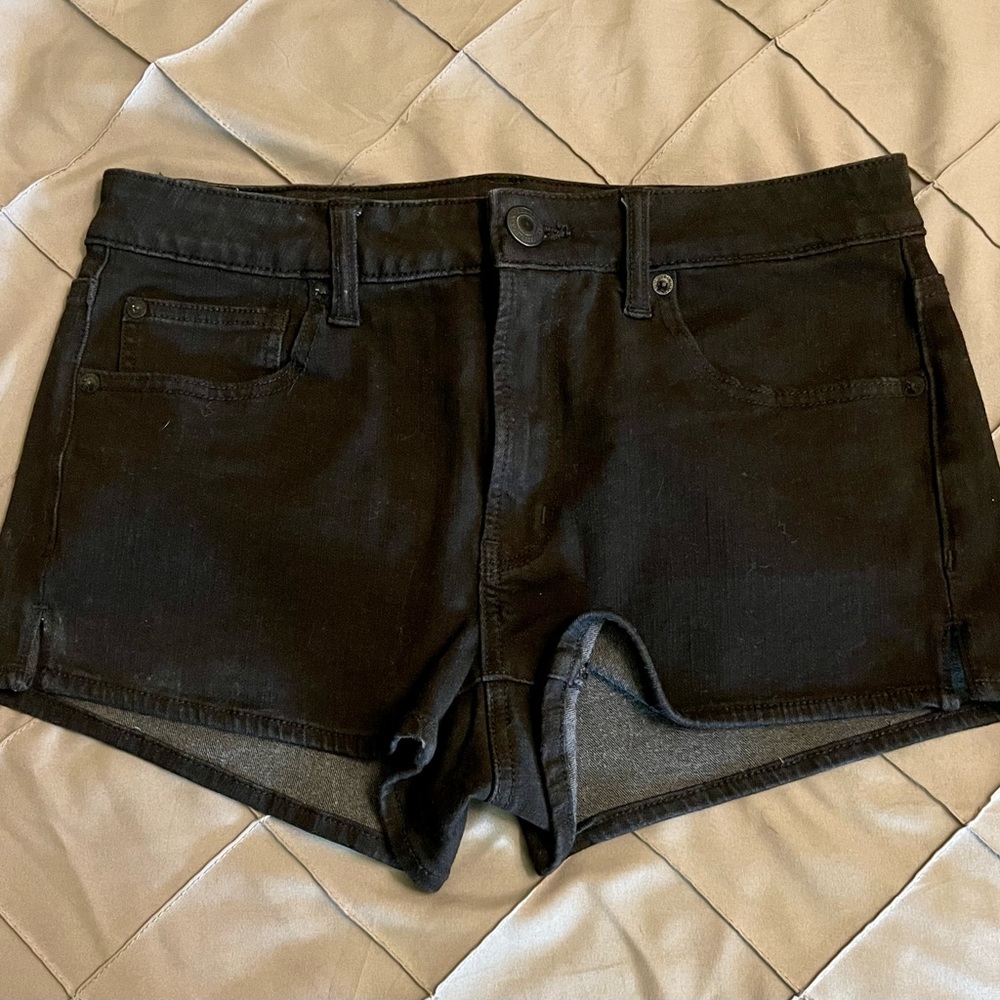 American Eagle shorts in size 6